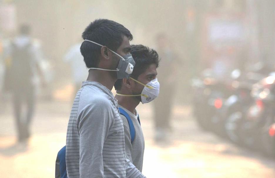 Delhi's 'Severe' Air Quality Persists Despite Light Rain